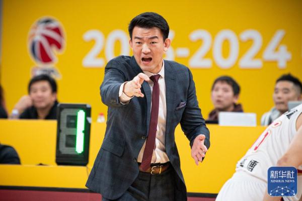 篮球丨CBA常规赛：浙江东阳光药胜浙江稠州金租