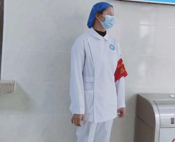 成都街头跪地救人的两位甘孜姑娘找到了 成都街头跪地救人的两位甘孜姑娘找到了