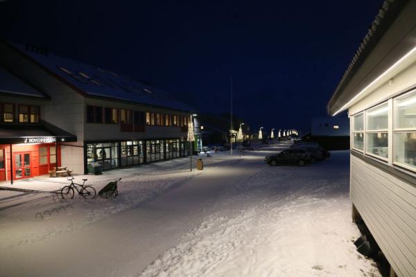 极夜里的北极小镇 极夜里的北极小镇