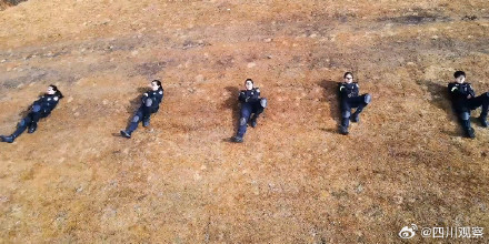 女特警射击训练又美又飒