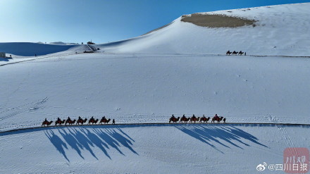 敦煌初雪大漠雪景滤镜上新