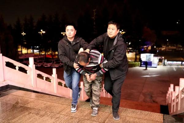 追凶31年,这起命案破了! 追凶31年,这起命案破了!