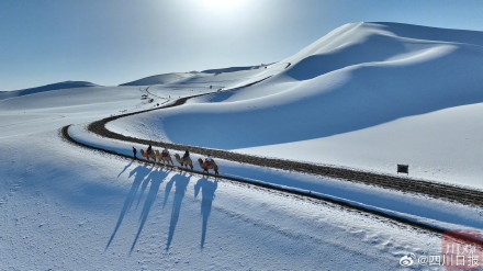 敦煌初雪大漠雪景滤镜上新