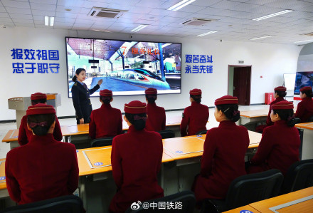 津兴城际铁路开通在即 津兴城际铁路开通在即