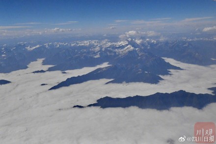 敦煌初雪大漠雪景滤镜上新