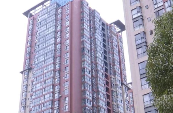 公寓商铺“1元起拍”，这些法律风险要注意
