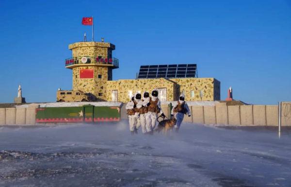 太震撼！听边防巡逻路上的风雪原声