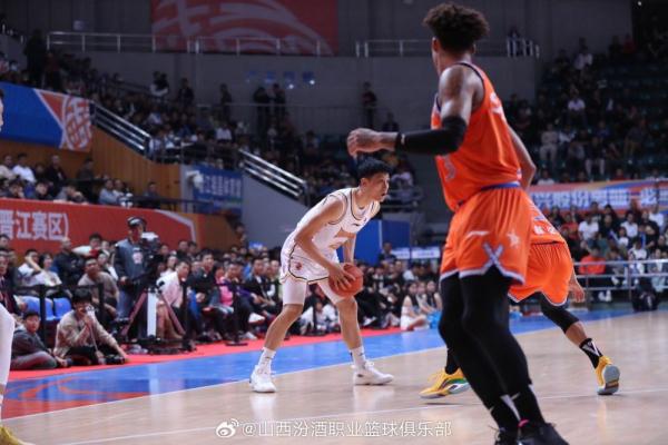 CBA综合丨山西击败福建取五连胜 山东险胜南京止连败 CBA综合丨山西击败福建取五连胜 山东险胜南京止连败