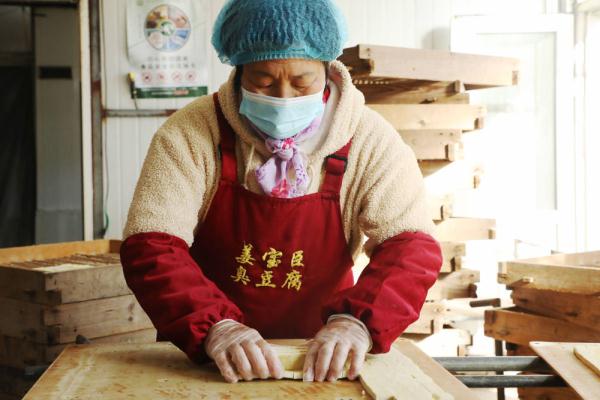 河北香河姜氏臭豆腐:舌尖上的“非遗” 河北香河姜氏臭豆腐:舌尖上的“非遗”