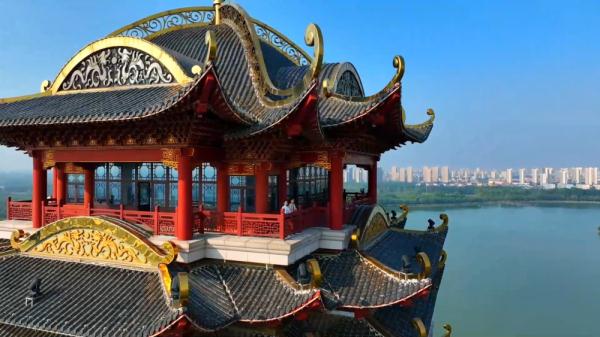 打卡黄河下游第一楼 感受黄河文化千年神韵