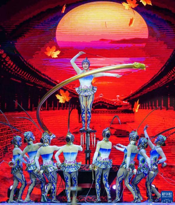 “艺苑撷英——2023年全国优秀青年杂技人才展演”在京举行
