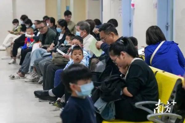 警惕!成年人咳嗽老不好,这种病不止孩子会感染→ 警惕!成年人咳嗽老不好,这种病不止孩子会感染→