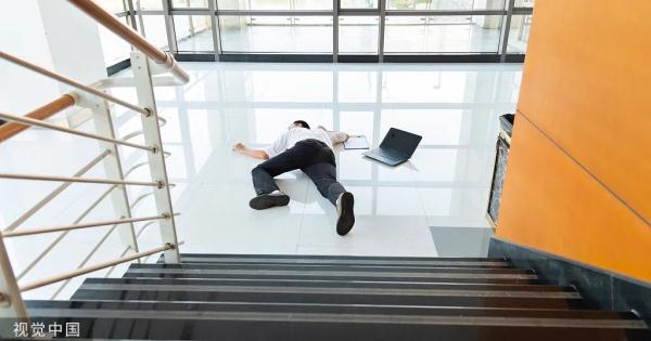 35岁男子连上23天班，午休时猝死！人社局：不予认定工伤