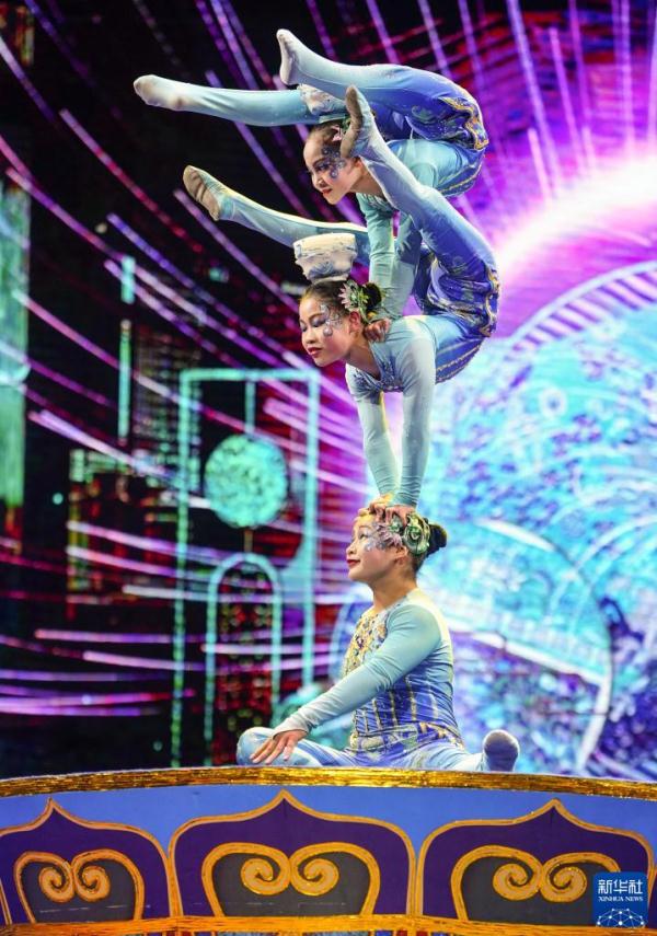 “艺苑撷英——2023年全国优秀青年杂技人才展演”在京举行