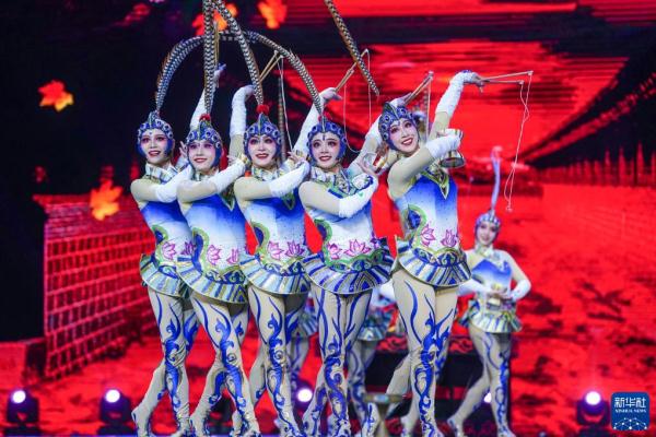 “艺苑撷英——2023年全国优秀青年杂技人才展演”在京举行