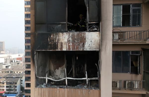 湖南一女子用吹风机“吹”出一场火灾 湖南一女子用吹风机“吹”出一场火灾