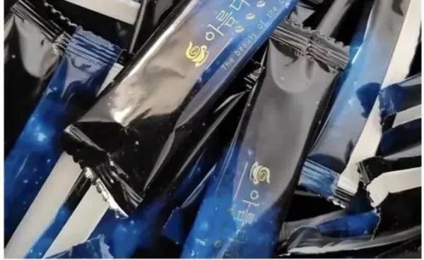 别乱喝!女子喝完奶茶竟被“放倒” 别乱喝!女子喝完奶茶竟被“放倒”