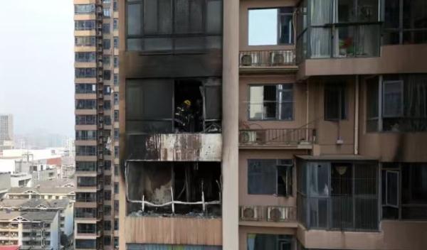 湖南一女子用吹风机“吹”出一场火灾 湖南一女子用吹风机“吹”出一场火灾