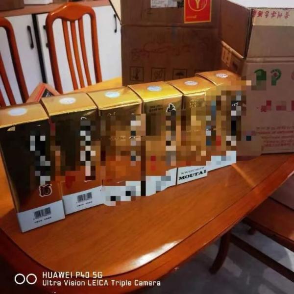 “高档”白酒竟然都是“散篓子” 从里到外都是假的！