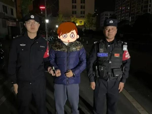 一女子捡到“老人机”，失主：价值30万！