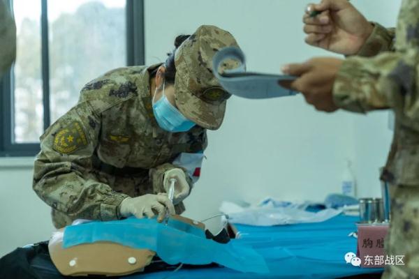 战伤救护,开始! 战伤救护,开始!