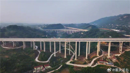 江津至泸州北线高速公路(重庆段)今日通车 江津至泸州北线高速公路(重庆段)今日通车