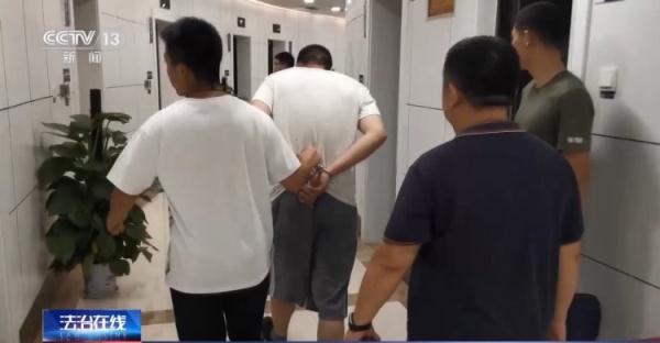 新加燃油被盗一空 “油耗子”去向成谜!这辆黑色轿车如何成为破案关键 新加燃油被盗一空 “油耗子”去向成谜!这辆黑色轿车如何成为破案关键