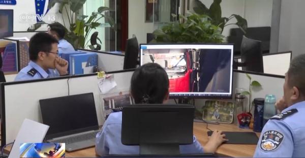 新加燃油被盗一空 “油耗子”去向成谜!这辆黑色轿车如何成为破案关键 新加燃油被盗一空 “油耗子”去向成谜!这辆黑色轿车如何成为破案关键