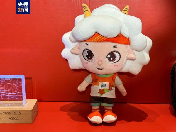 2023广州马拉松赛吉祥物正式亮相 12月10日开跑