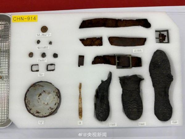 即将回国的志愿军烈士遗物，看哭了！