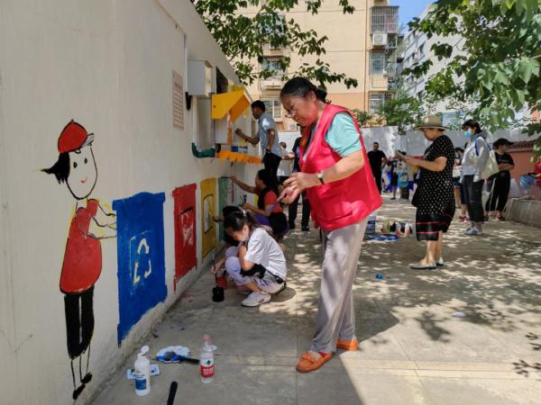 走社区 看新貌|从身边小事入手,为居民幸福“加码” 走社区 看新貌|从身边小事入手,为居民幸福“加码”