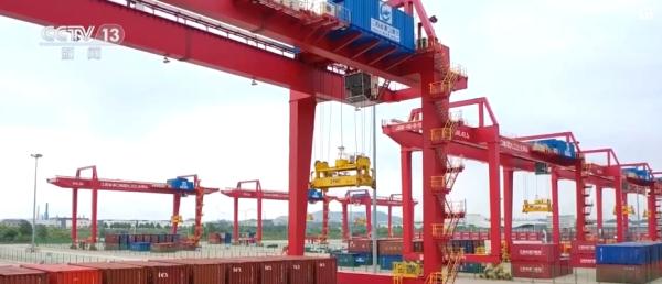 “通江达海”“赣货浔出”……九江港形成“一口岸三港区”对外开放格局