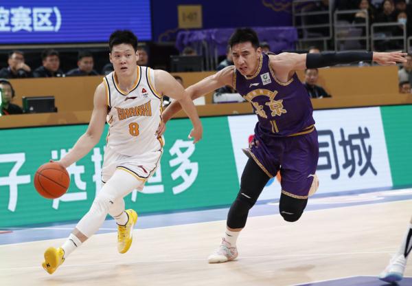 曾令旭:更多大学生球员在CBA立足是未来的趋势 曾令旭:更多大学生球员在CBA立足是未来的趋势