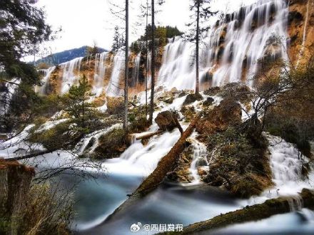 九寨沟银装素裹美如画 九寨沟银装素裹美如画