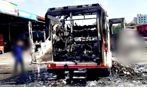 造价超100万的越野救护车被烧毁,车辆自燃如何处置? 造价超100万的越野救护车被烧毁,车辆自燃如何处置?