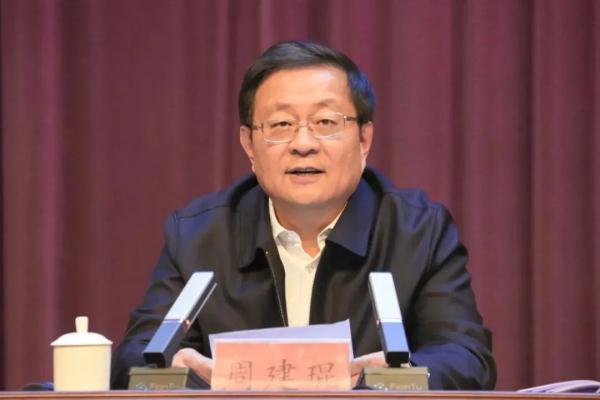 这位省部级高官被公诉，热衷搞舆论造势