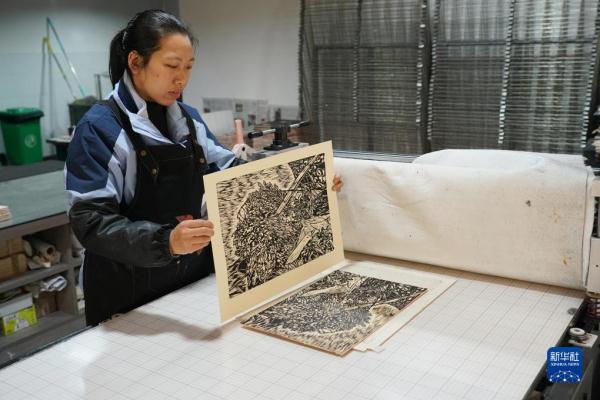 旬阳木刻版画 在传承发展中镌刻美好生活