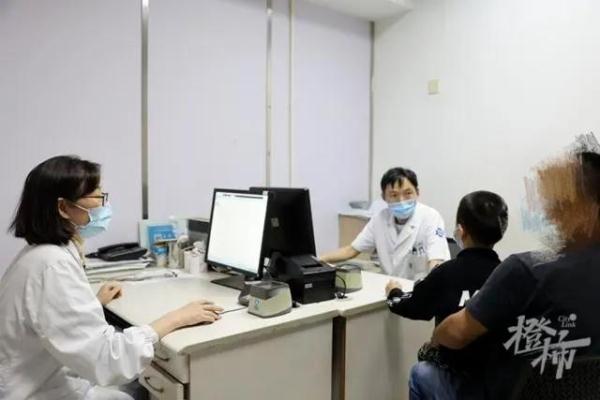 一家四口全中招!一到晚上痒到怀疑人生,“抓得满是血痕”,一查竟是…… 一家四口全中招!一到晚上痒到怀疑人生,“抓得满是血痕”,一查竟是……