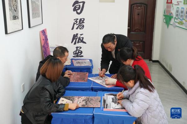 旬阳木刻版画 在传承发展中镌刻美好生活