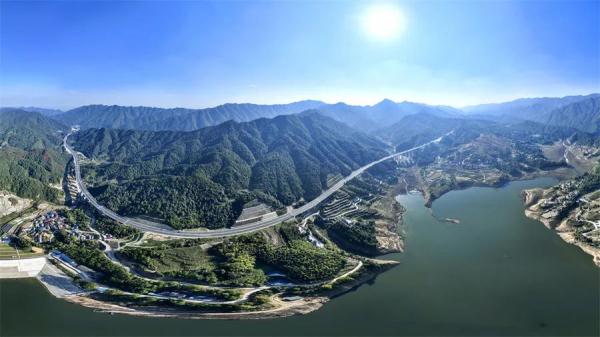 捷报频传！贵州⇋湖南，今日又添出省高速！