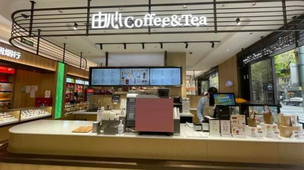 天一冷就开始排队！71岁上海老字号又开始“整活儿”了→