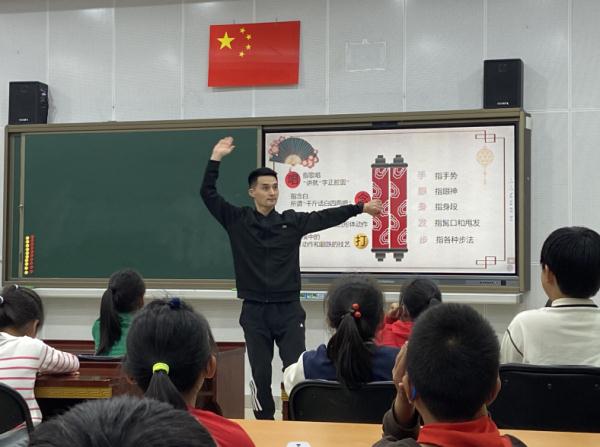 文化西城丨首届全国小剧场京剧“群英会”公益活动圆满收官 文化西城丨首届全国小剧场京剧“群英会”公益活动圆满收官