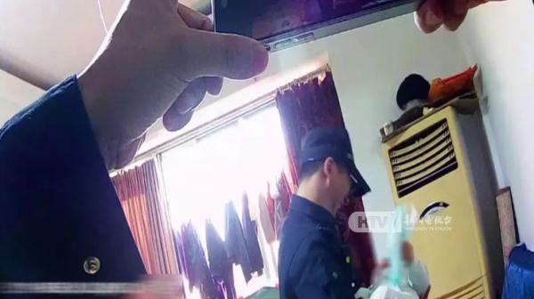 老公独自在家带娃,妻子看到监控赶紧报警...... 老公独自在家带娃,妻子看到监控赶紧报警......