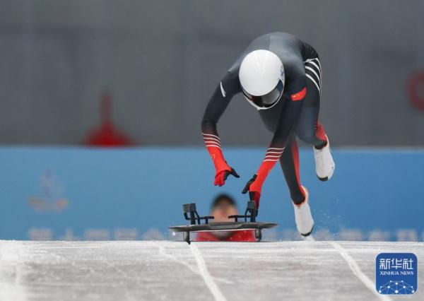 钢架雪车｜赵丹获女子钢架雪车冠军