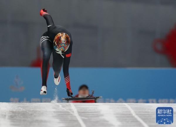 钢架雪车｜赵丹获女子钢架雪车冠军