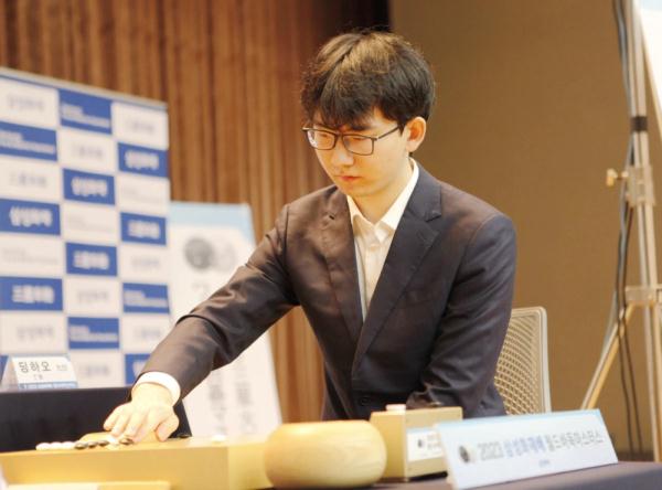 丁浩逆转朴廷桓 中国棋手提前包揽三星杯围棋赛冠亚军