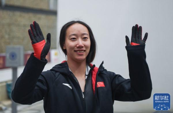 钢架雪车｜赵丹获女子钢架雪车冠军