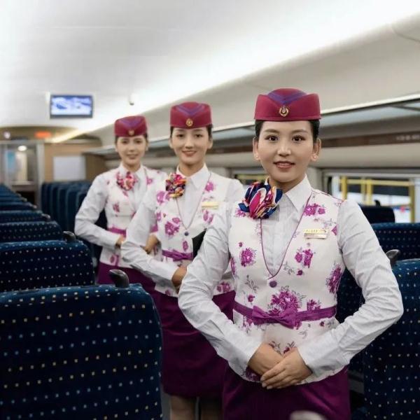 新线即将开通!这个乘务班组首次亮相! 新线即将开通!这个乘务班组首次亮相!