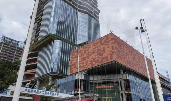 突发！三亚一大悦城工地发生火灾