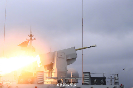 看现场！商丘舰铜仁舰海上练兵